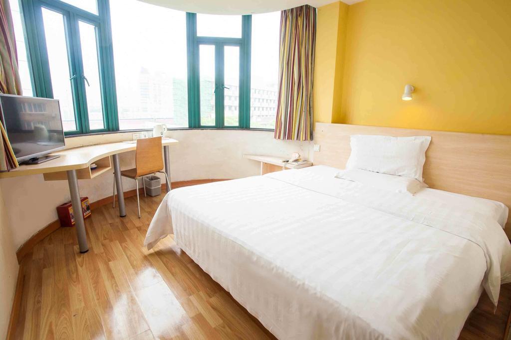 7Days Premium Harbin Central Avenue Quarto foto